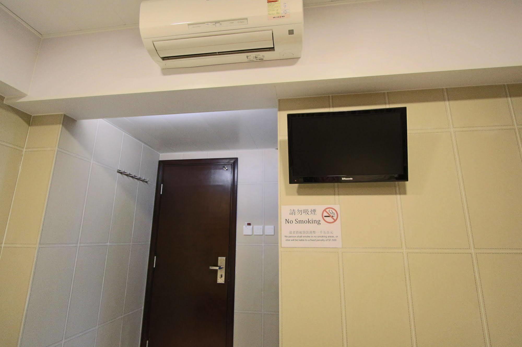 Prince Hotel Гонконг Экстерьер фото