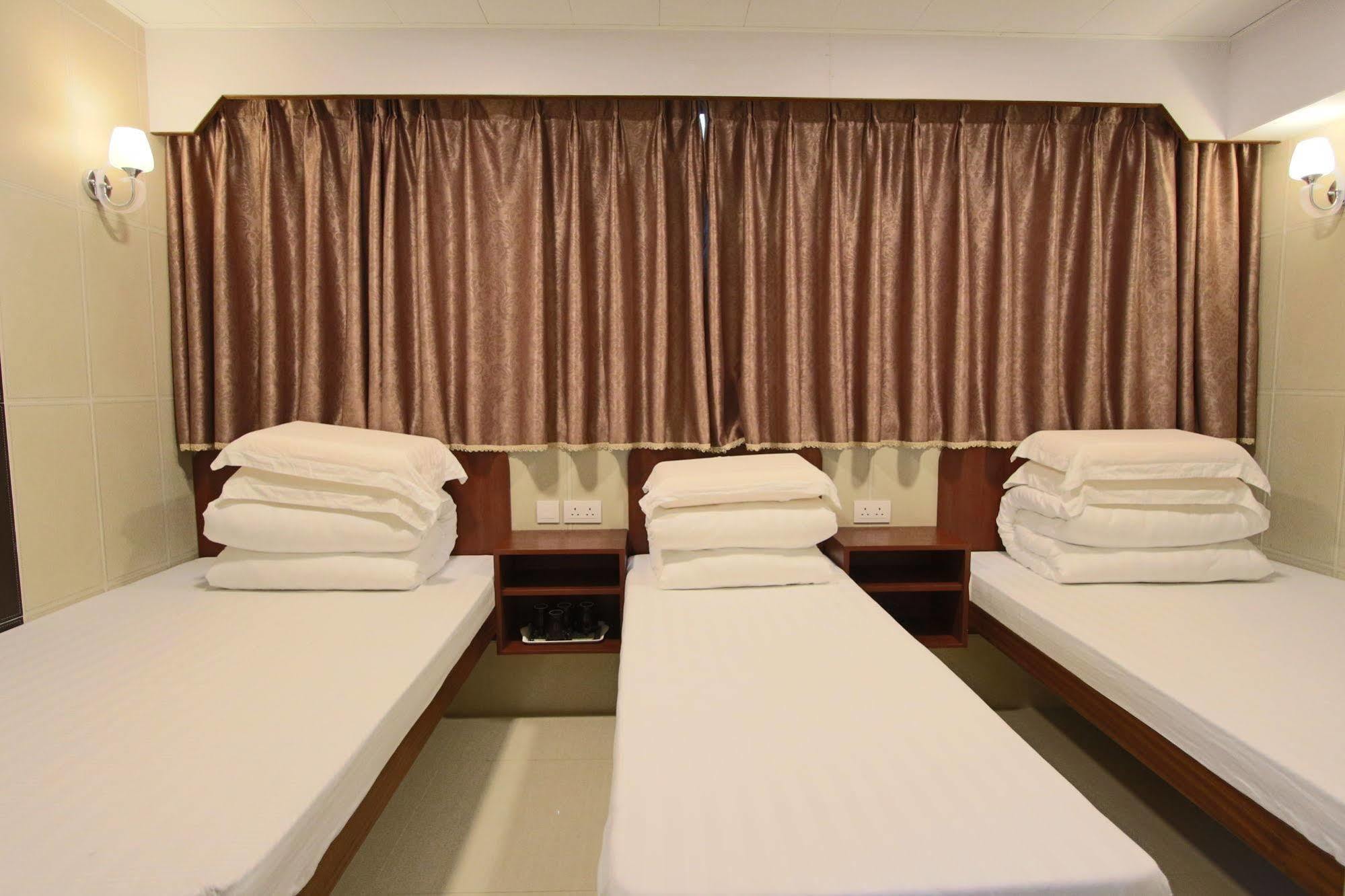 Prince Hotel Гонконг Экстерьер фото
