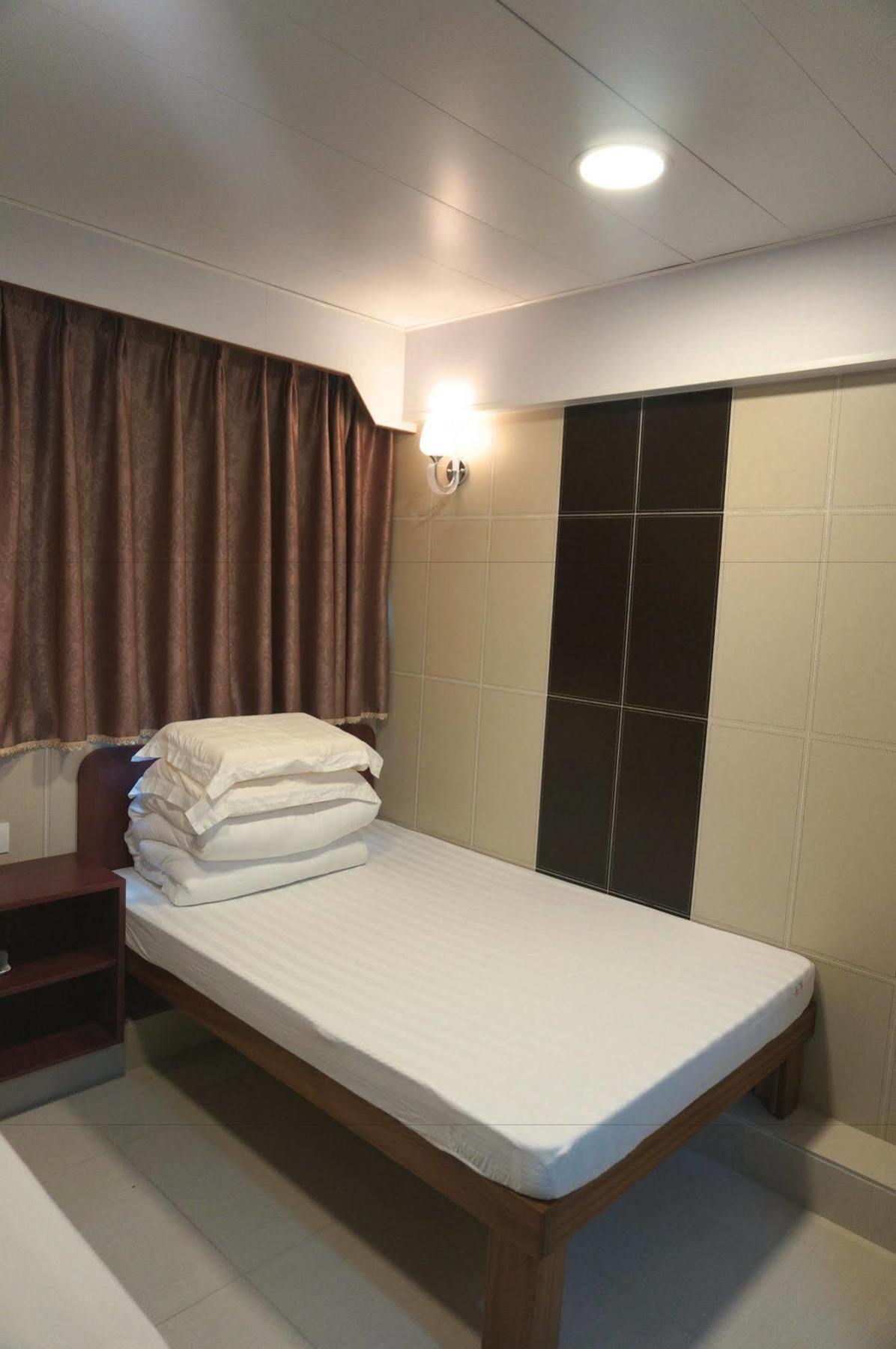 Prince Hotel Гонконг Экстерьер фото